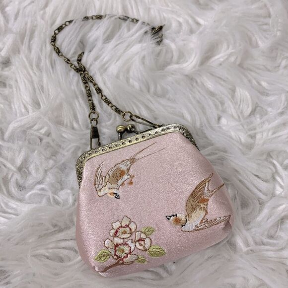 EMBROIDERED coin purse removable chain handle kiss lock - Picture 1 of 10